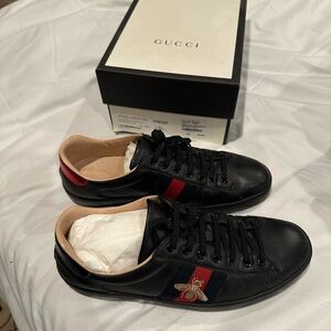 Gucci Men’s Ace Black Leather Sneakers
